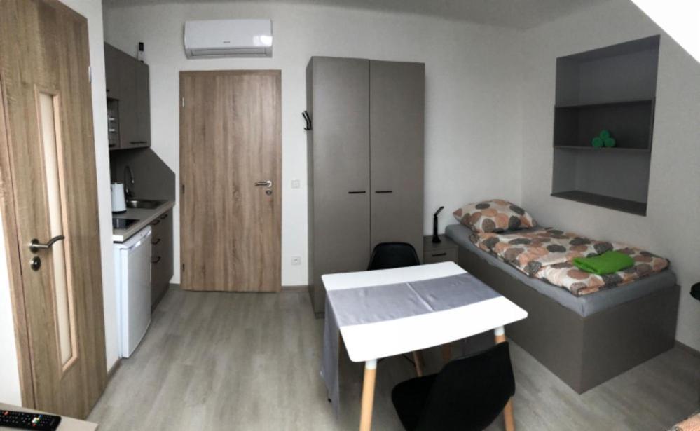 Apartmany U Stadionu Sumperk Bagian luar foto