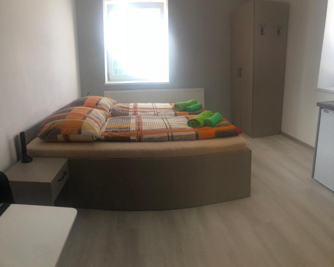 Apartmany U Stadionu Sumperk Bagian luar foto